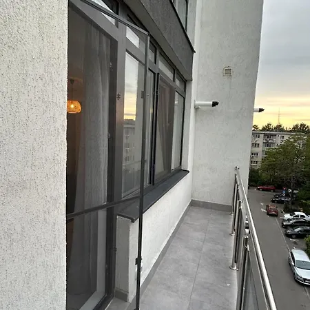 Cozy 2 New * Bucharest